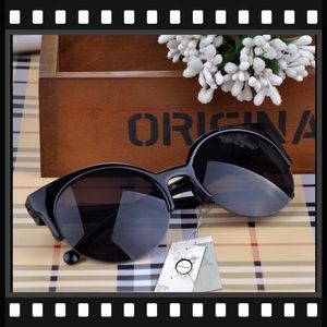 🕶New🕶Retro Cat Eye Round Sunglasses😎